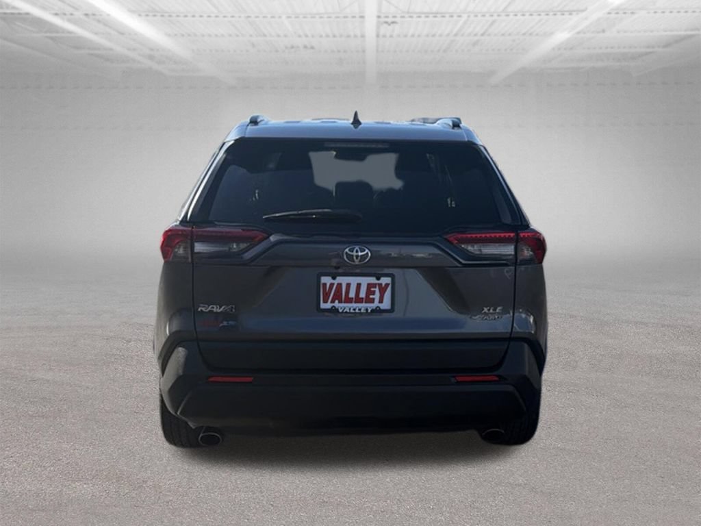 Used 2019 Toyota RAV4 XLE Premium w/ Cold Weather Package AWD/4WD image 12