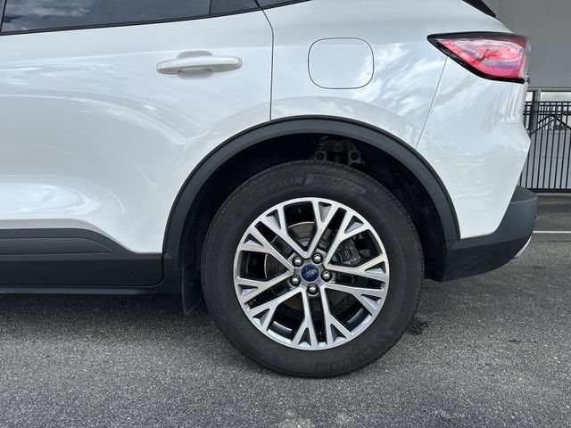 Certified 2022 Ford Escape SEL FWD image 10