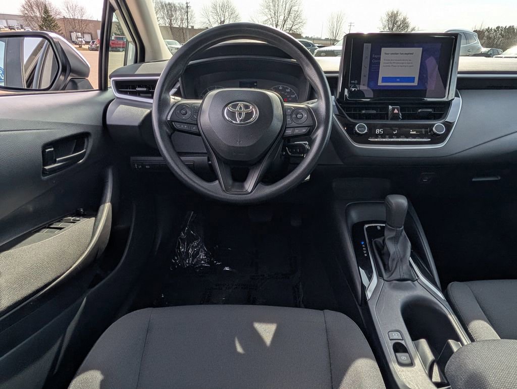 Used 2025 Toyota Corolla LE image 13