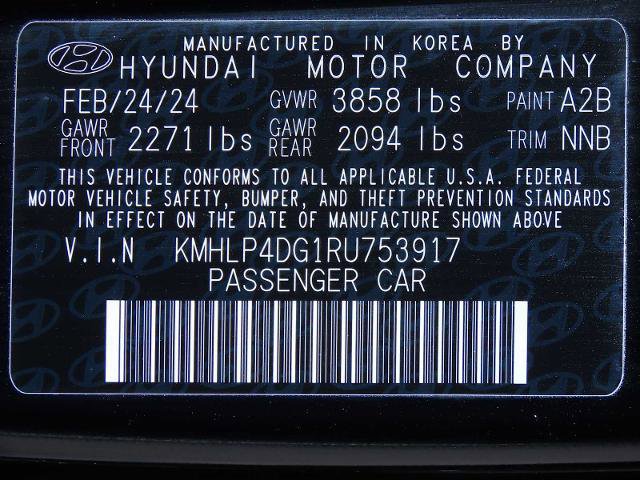 Used 2024 Hyundai Elantra Limited image 35