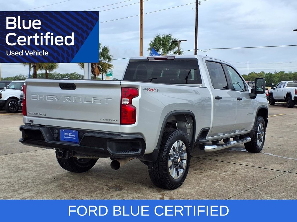 Used 2023 Chevrolet Silverado 2500 Custom w/ Custom Value Package AWD/4WD image 2
