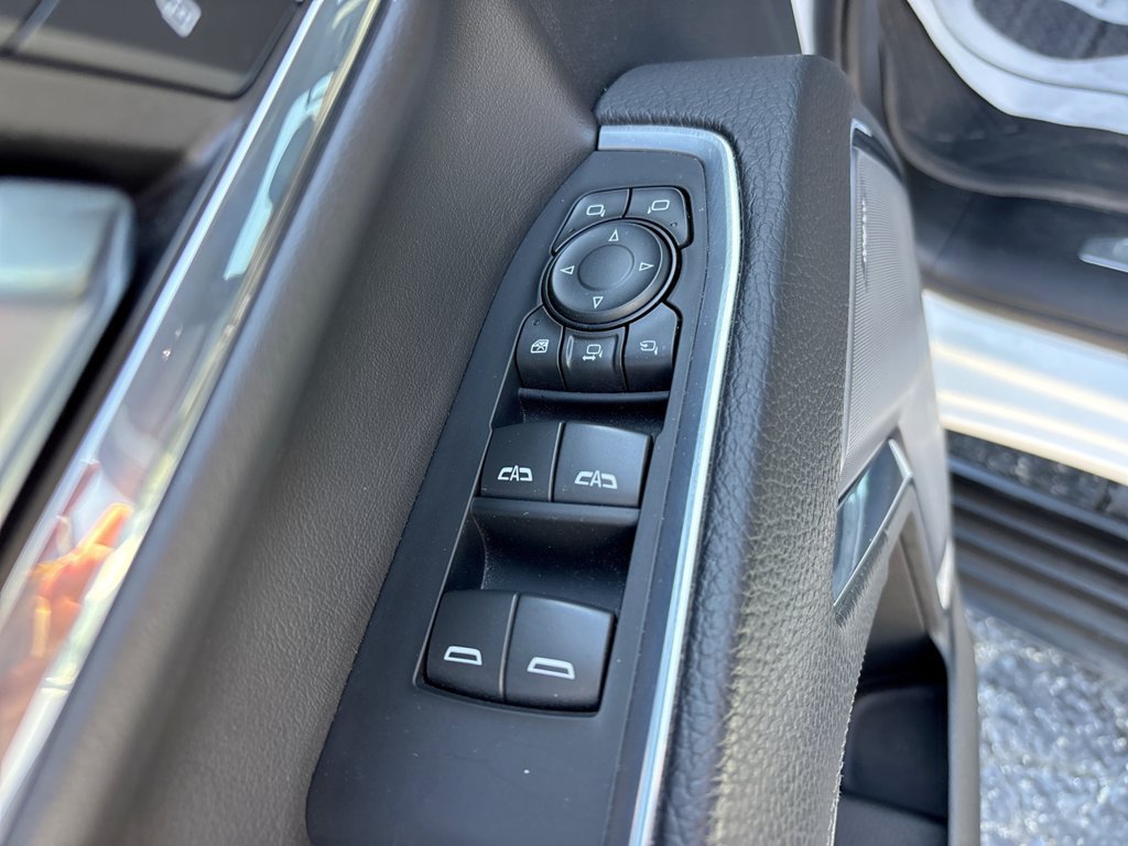 Used 2024 GMC Sierra 3500 Denali w/ Technology Package AWD/4WD image 28