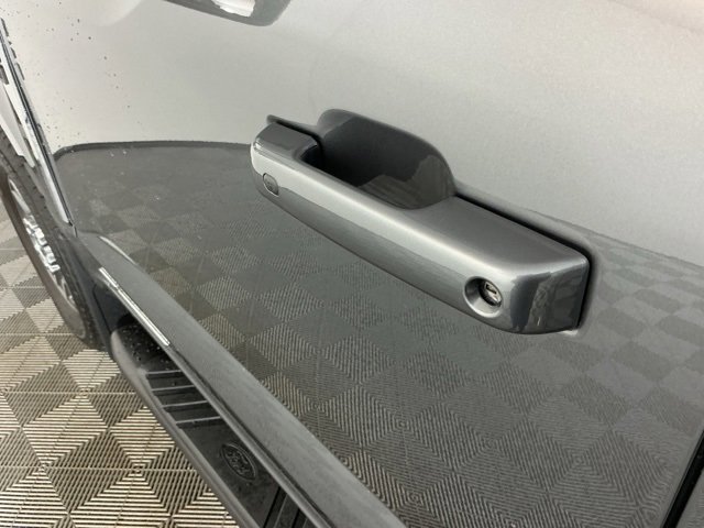 Certified 2025 Ford F350 Lariat w/ FX4 Off-Road Package image 14