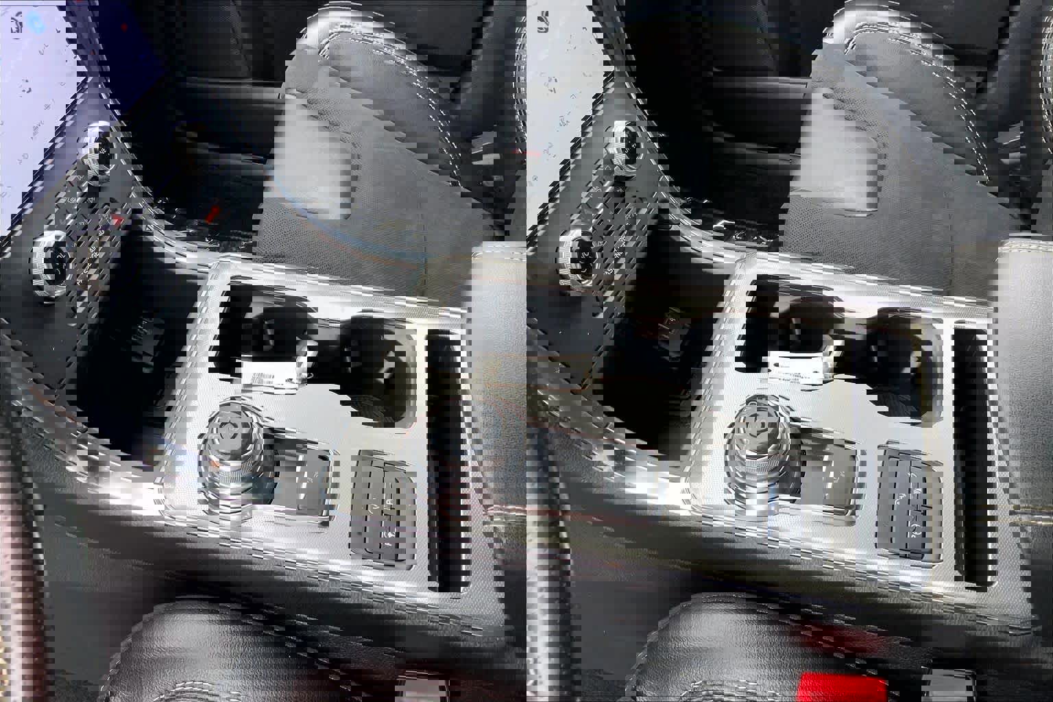 Certified 2022 Ford Edge ST w/ Equipment Group 401A image 16