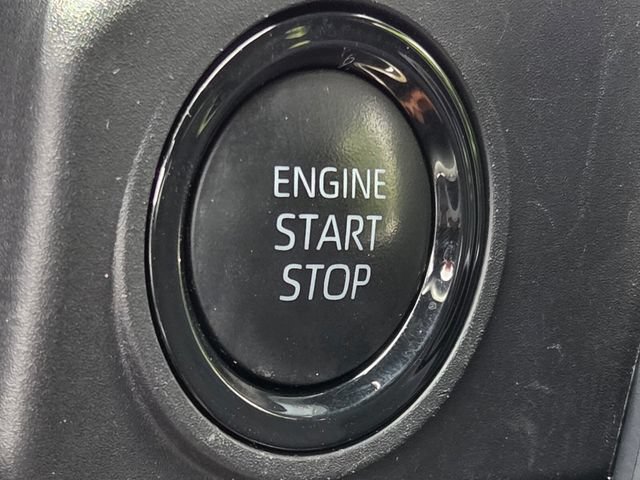 Used 2025 Toyota Tacoma SR5 RWD image 26