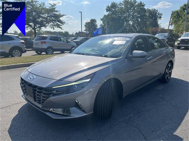 Used 2022 Hyundai Elantra SEL w/ Convenience + Premium Package
