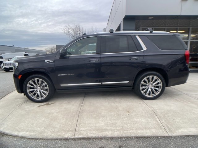 Used 2023 GMC Yukon Denali w/ Denali Reserve Package image 2