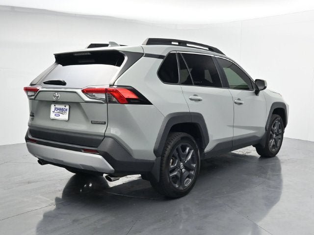 Used 2022 Toyota RAV4 Adventure w/ Convenience Package AWD/4WD image 9