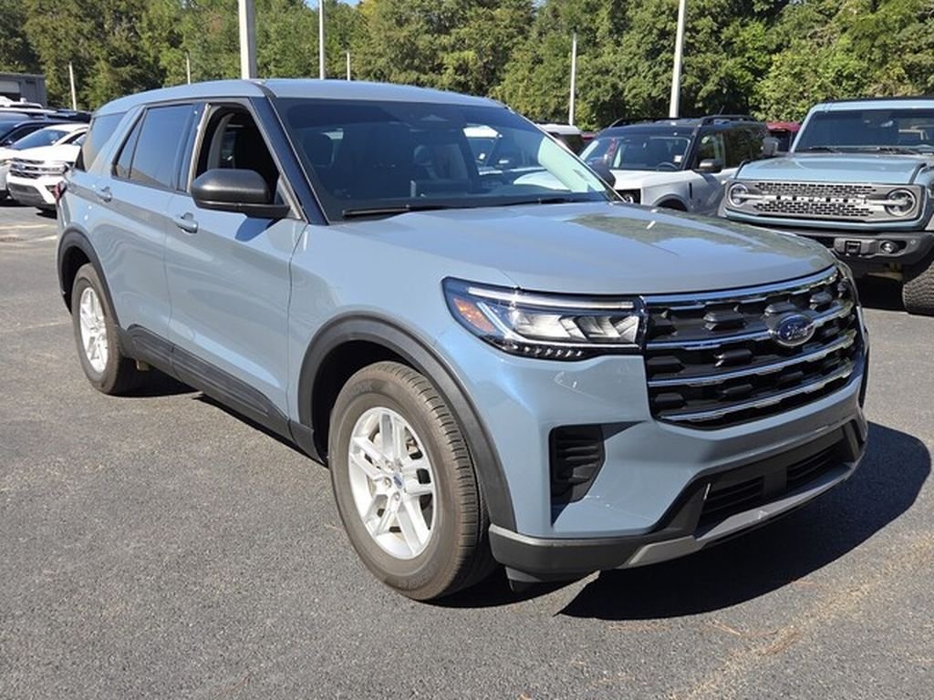 Certified 2026 Ford Explorer Active RWD image 21