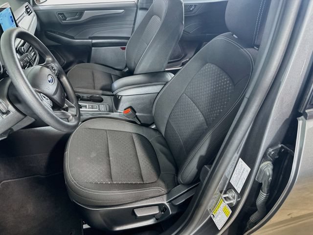 Certified 2025 Ford Escape Active AWD/4WD image 19
