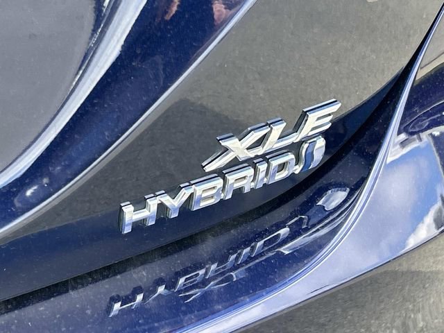 Used 2022 Toyota Camry XLE w/ Cold Weather Package image 12