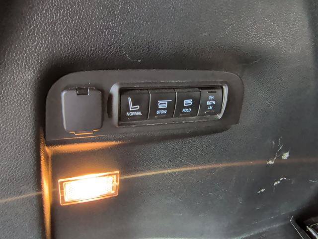 Certified 2019 Ford Explorer Limited w/ Class III Trailer Tow Package FWD image 19