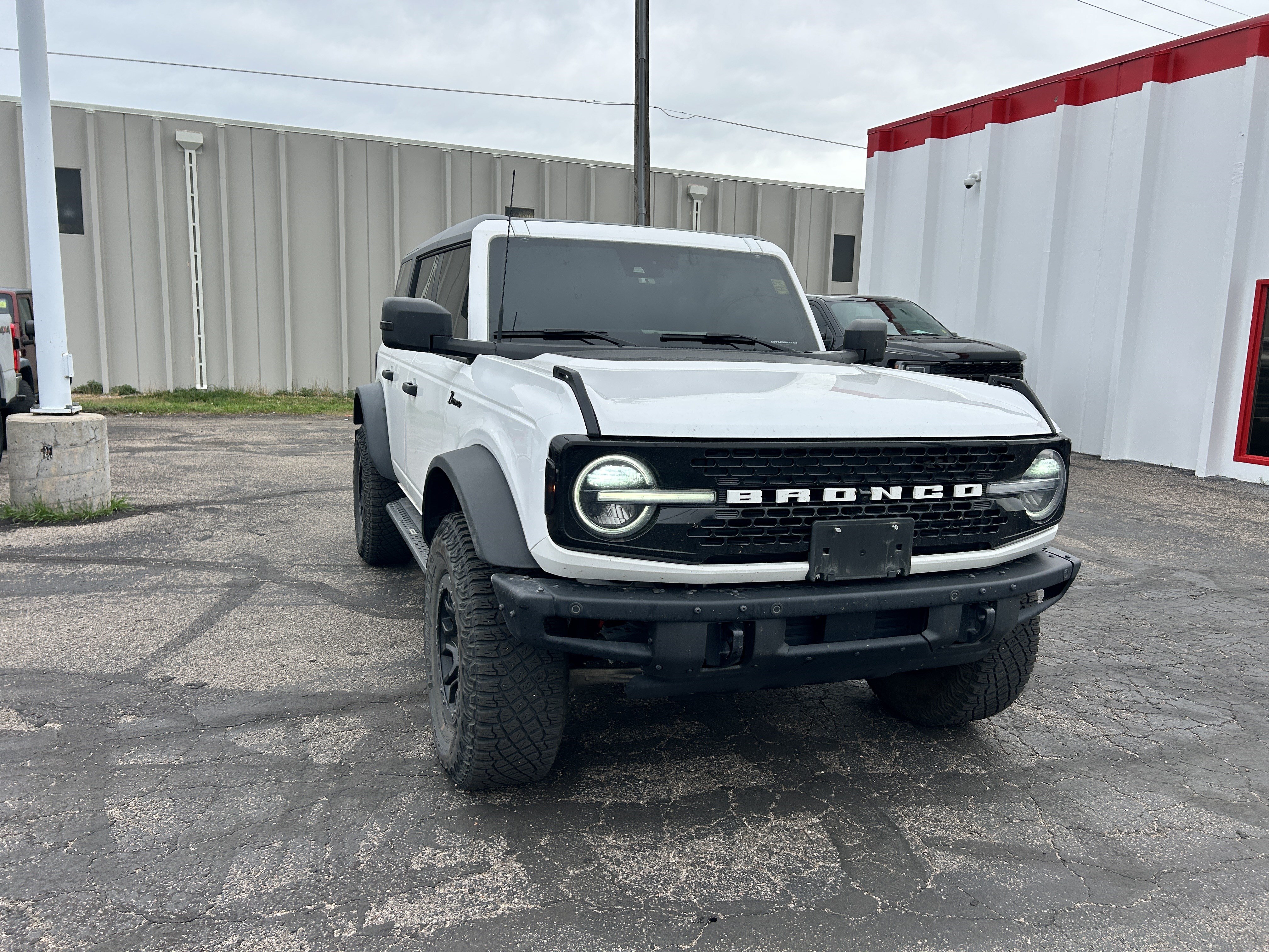 Certified 2023 Ford Bronco Wildtrak AWD/4WD image 8