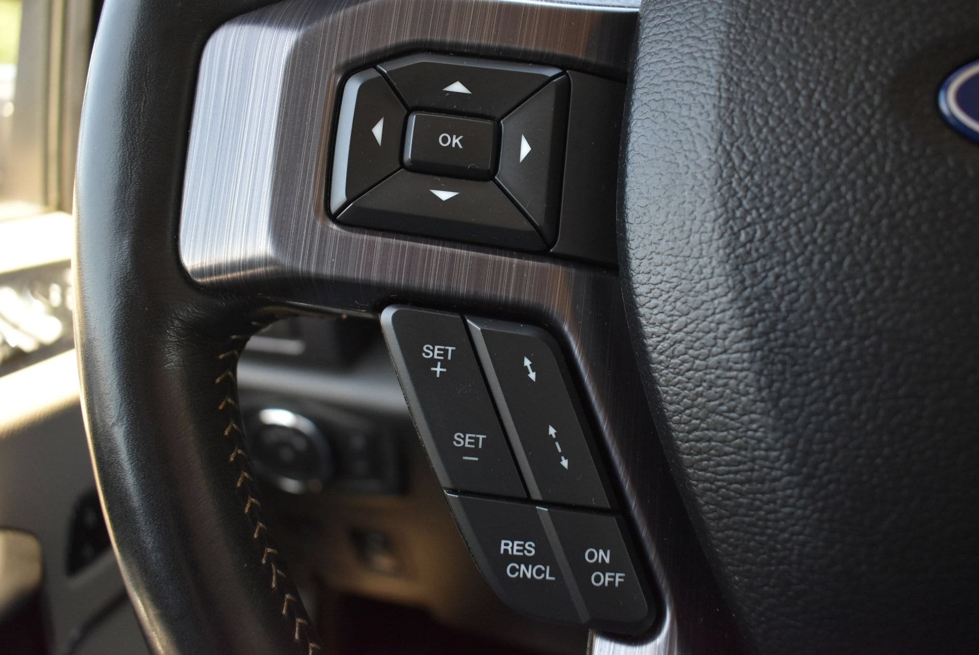 Certified 2021 Ford F250 Limited AWD/4WD image 21