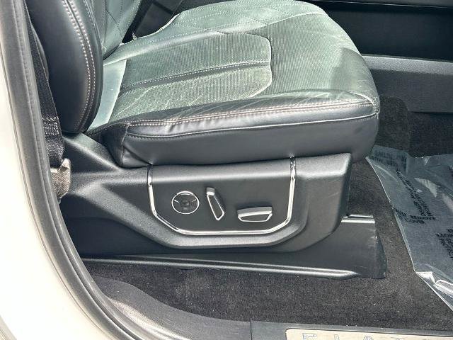 Certified 2019 Ford Expedition Platinum RWD image 40