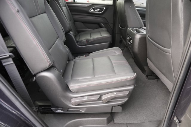 Used 2022 Chevrolet Tahoe RST w/ Sport Performance Package image 18