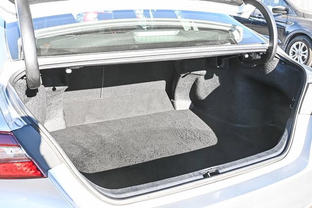 Used 2024 Toyota Camry SE FWD image 31