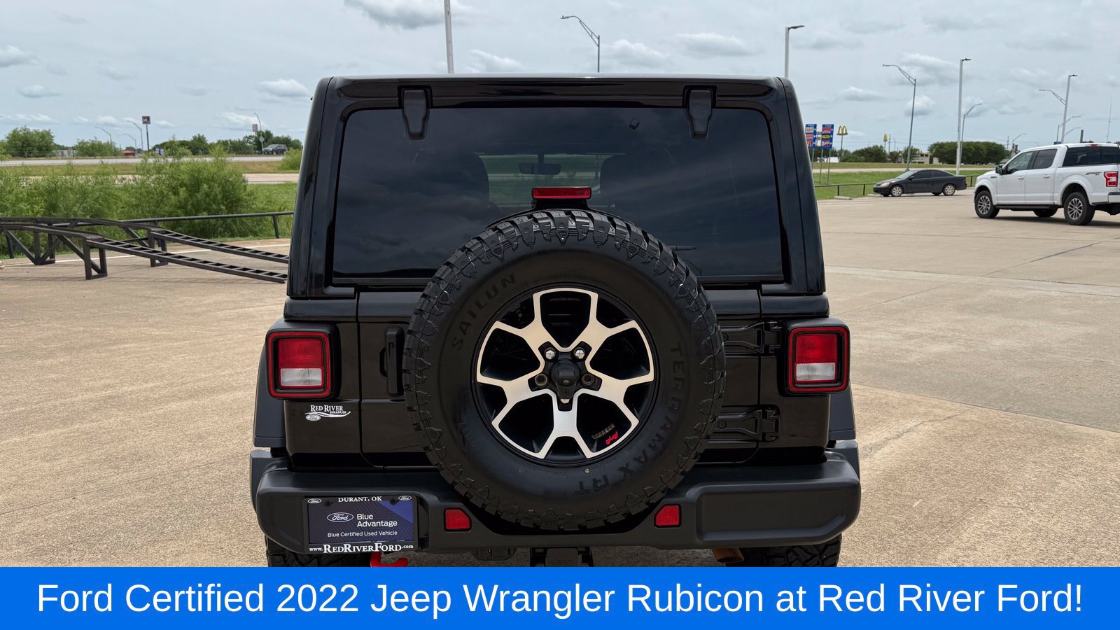 Used 2022 Jeep Wrangler Unlimited Rubicon w/ Cold Weather Group AWD/4WD image 6