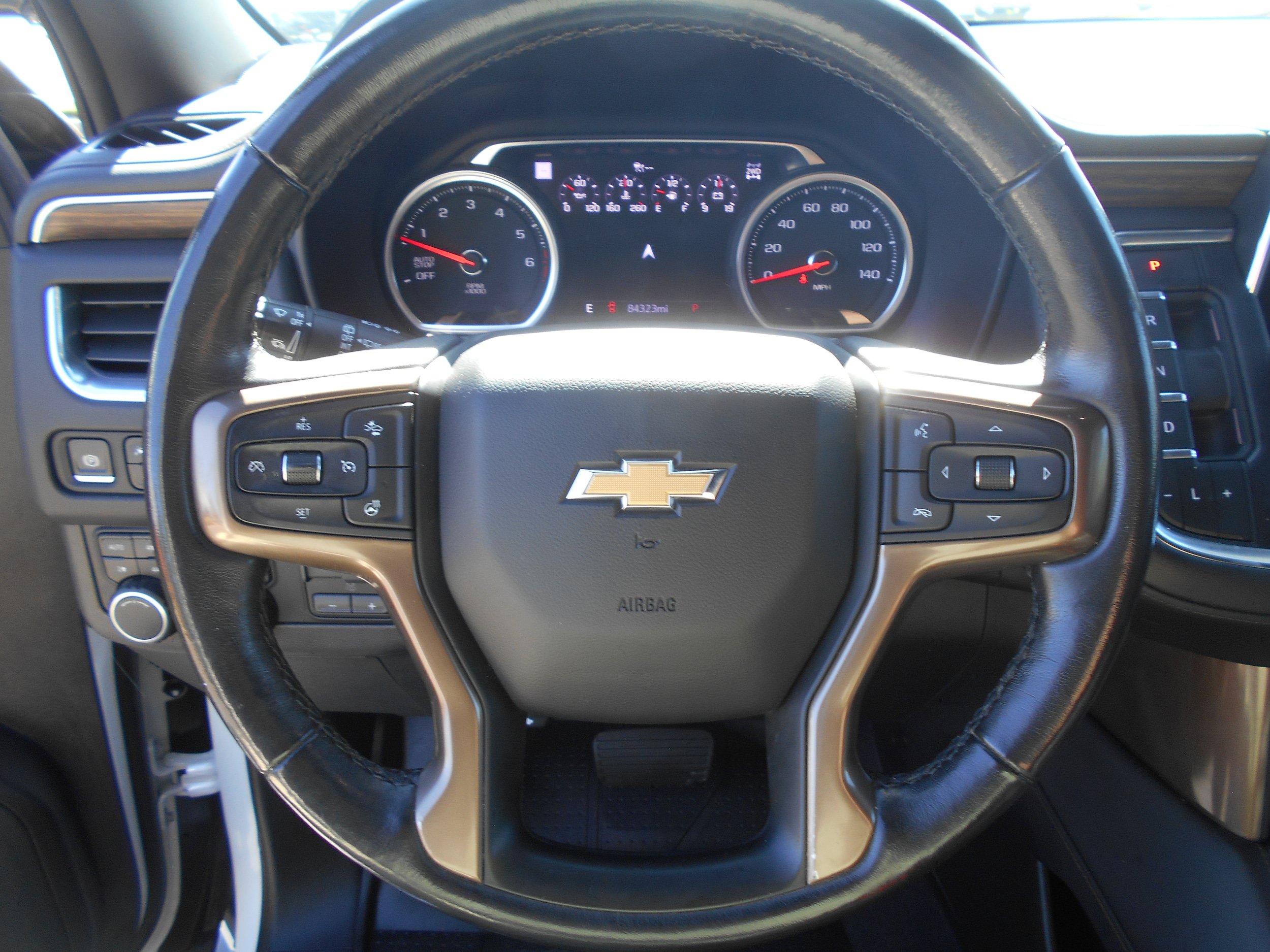 Used 2021 Chevrolet Suburban High Country w/ Premium Package AWD/4WD image 14