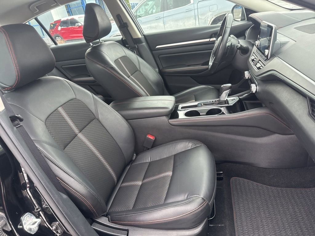 Used 2024 Nissan Altima 2.5 SR image 35