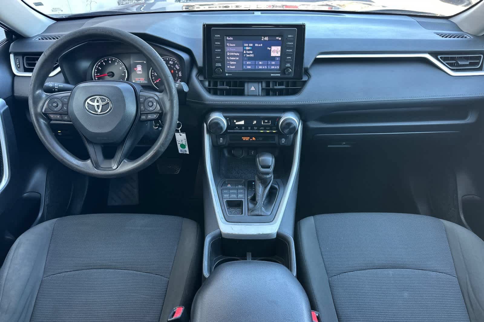 Used 2022 Toyota RAV4 LE AWD/4WD video 3