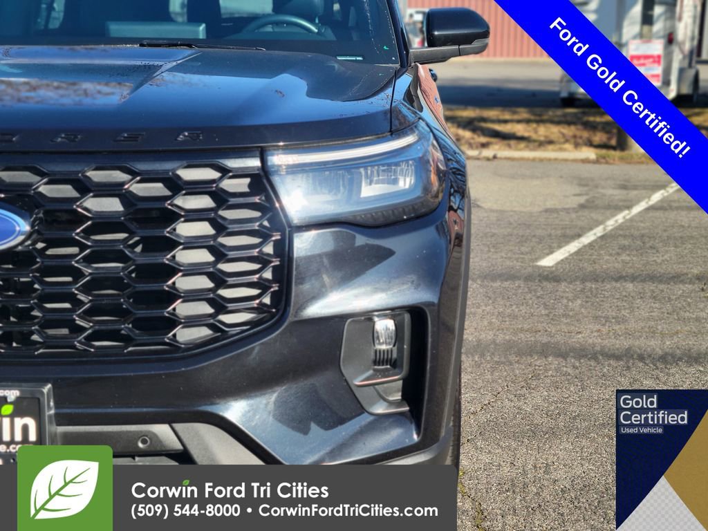 Certified 2025 Ford Explorer ST-Line AWD/4WD image 7