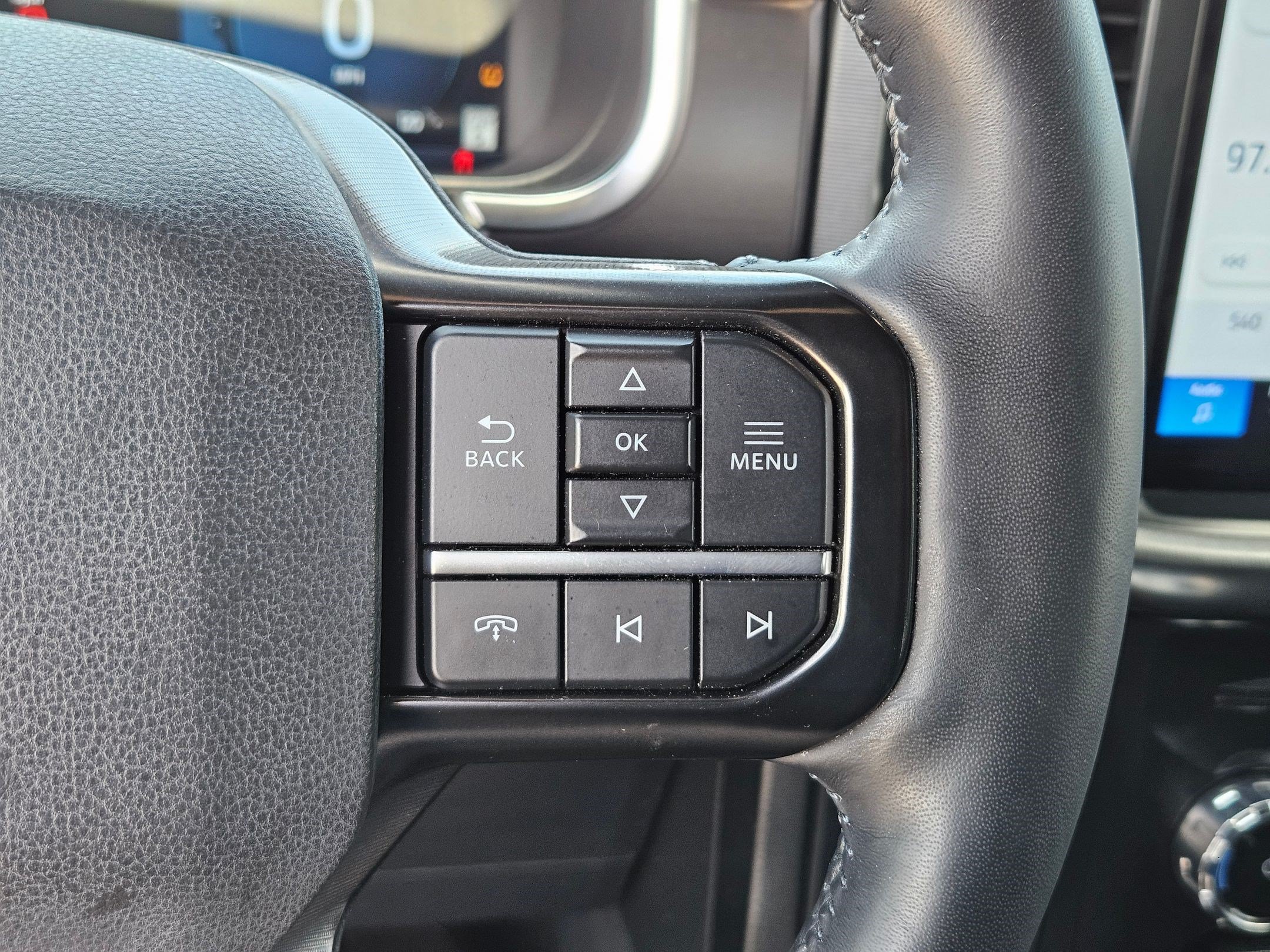 Certified 2024 Ford F150 Platinum w/ FX4 Off-Road Package AWD/4WD image 20