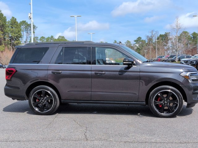 Certified 2024 Ford Expedition Limited image 6