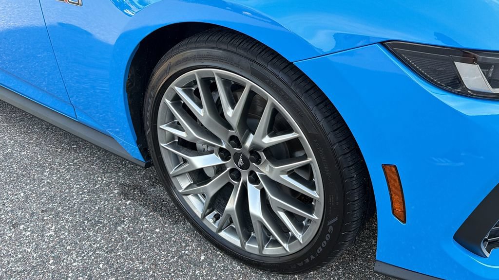 Certified 2024 Ford Mustang GT Premium RWD image 9
