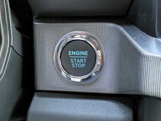 Certified 2025 Ford F350 Platinum image 31