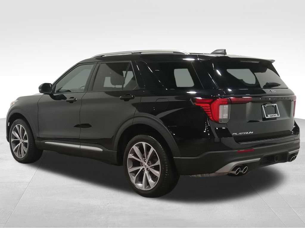 Certified 2025 Ford Explorer Platinum w/ Ultimate Package AWD/4WD image 8