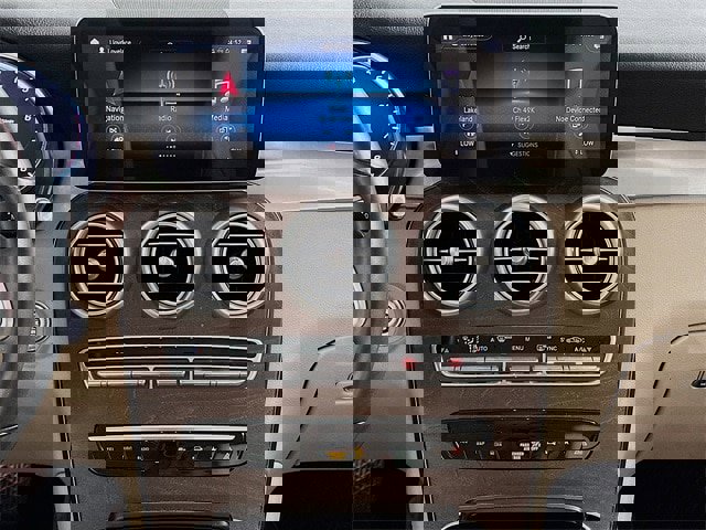 Used 2020 Mercedes-Benz GLC 300 4MATIC image 14