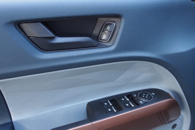 Certified 2023 Ford Maverick Lariat w/ Lariat Luxury Package FWD image 18