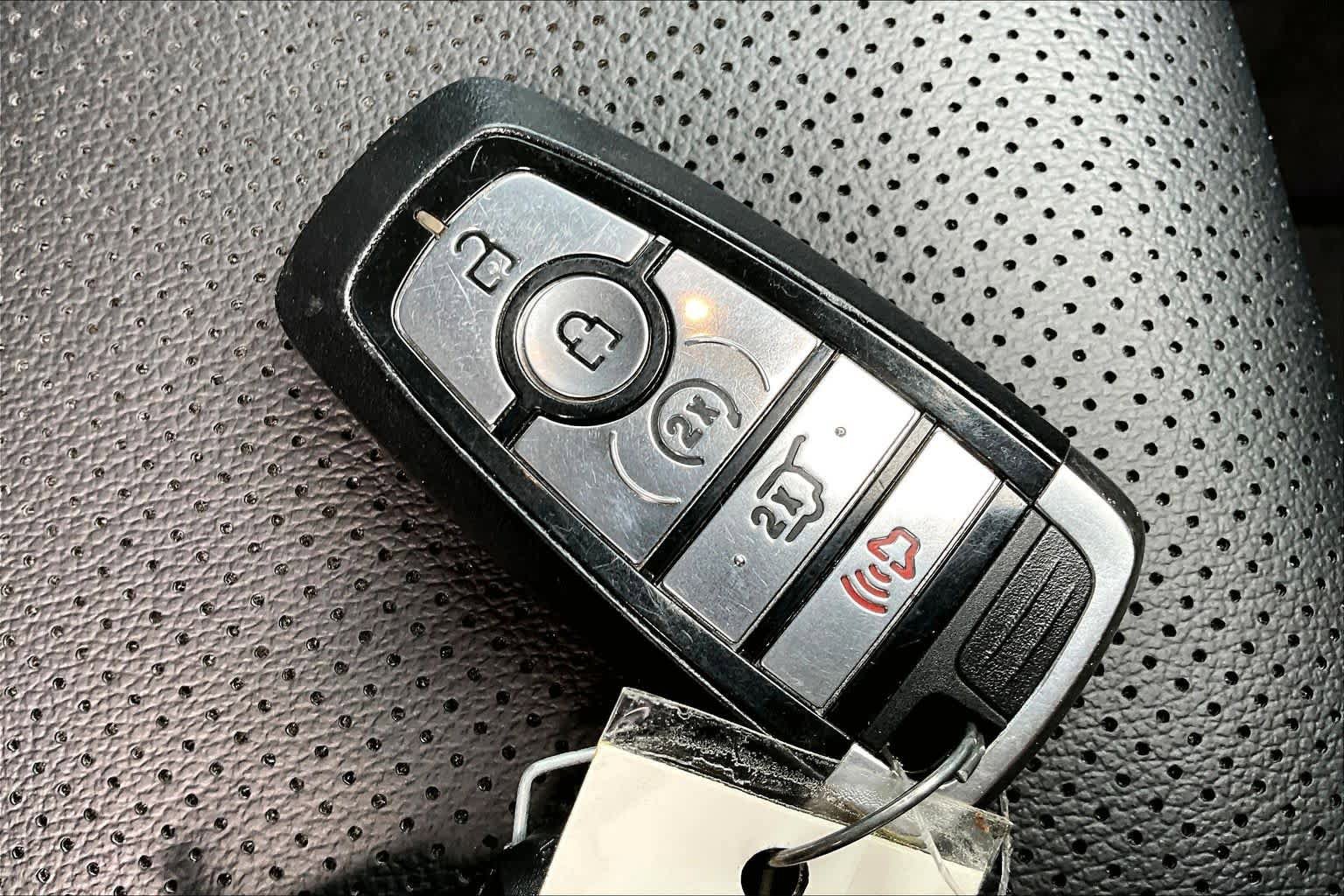Certified 2022 Ford Escape SEL w/ Technology Package FWD image 15