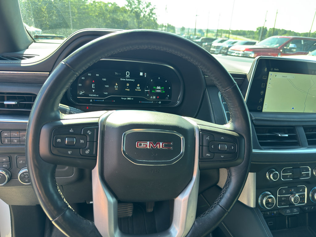 Used 2022 GMC Yukon XL SLT w/ SLT Premium Package AWD/4WD image 16