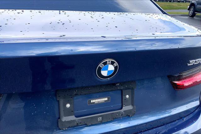 Used 2022 BMW 330i xDrive Sedan w/ Driving Assistance Package AWD/4WD image 10