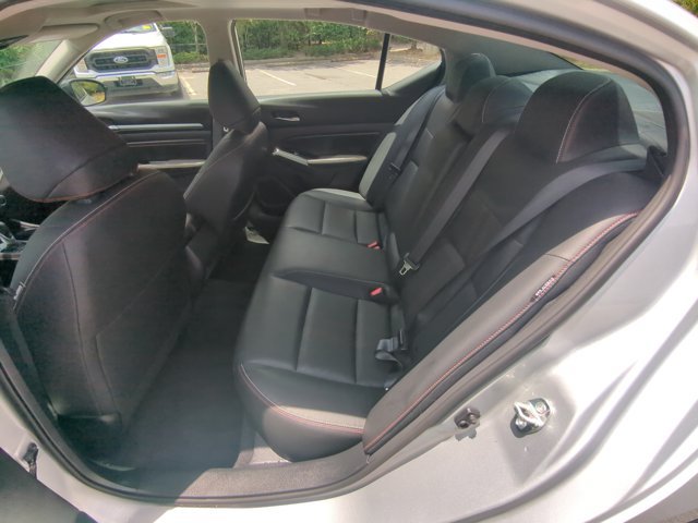 Used 2023 Nissan Altima 2.5 SR w/ SR Premium Package FWD image 23
