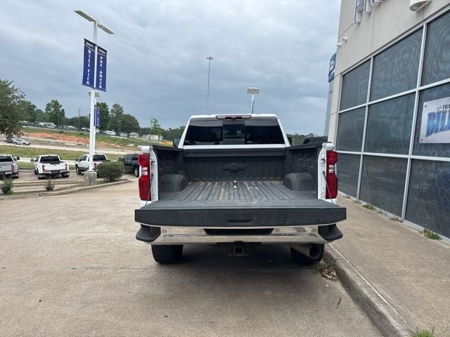 Used 2024 Chevrolet Silverado 2500 LT AWD/4WD image 7