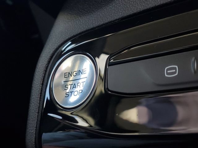 Certified 2024 Ford Escape SE FWD image 19