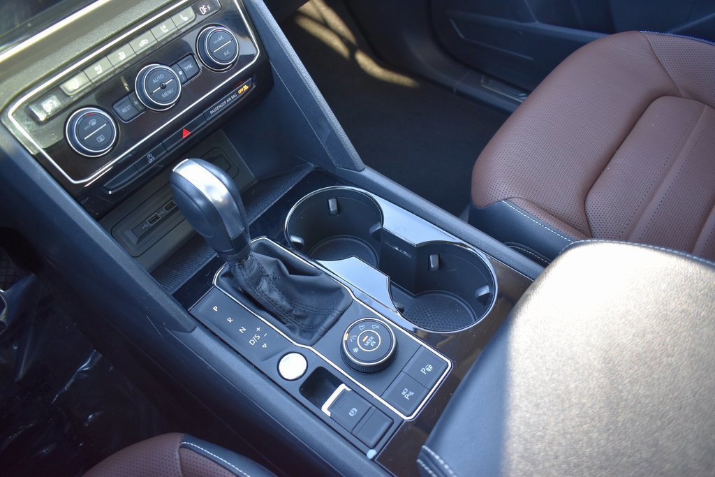 Used 2021 Volkswagen Atlas SEL Premium image 13