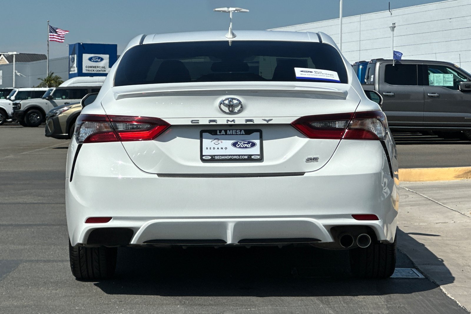 Used 2022 Toyota Camry SE w/ Carpet Mat Package (TMS) FWD image 4