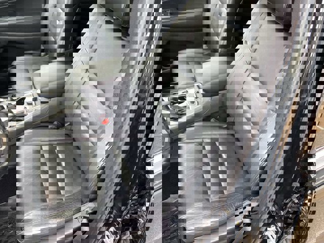 Used 2020 Jeep Grand Cherokee Limited image 13