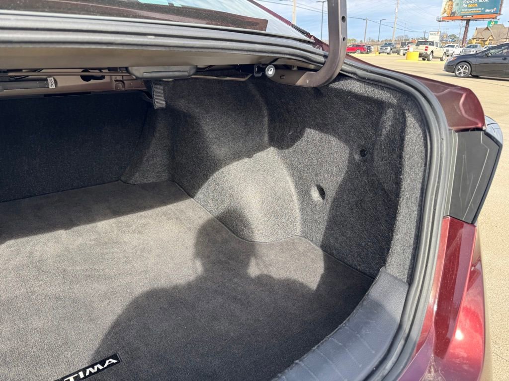 Used 2025 Nissan Altima 2.5 SV image 35