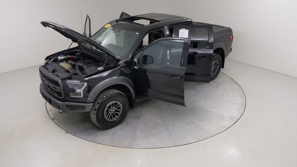Certified 2019 Ford F150 Raptor w/ Equipment Group 802A Luxury image 57