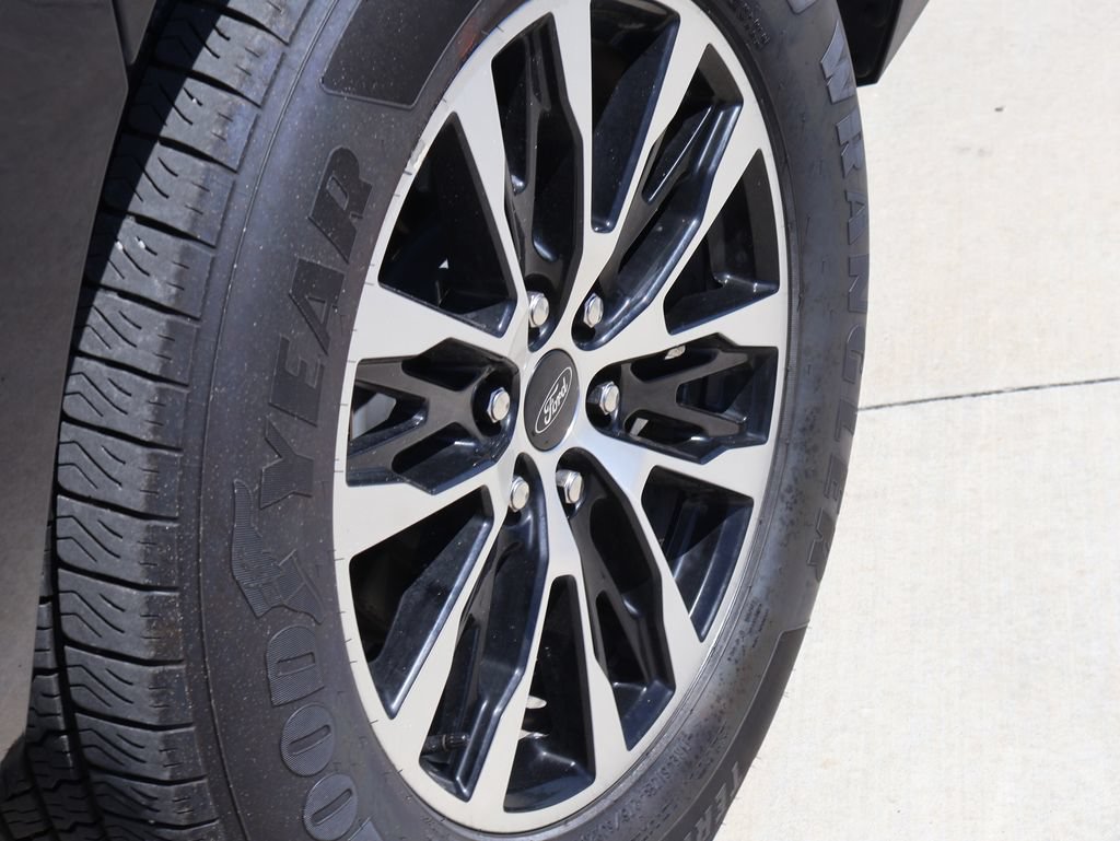 Certified 2025 Ford Expedition Max Platinum AWD/4WD image 43