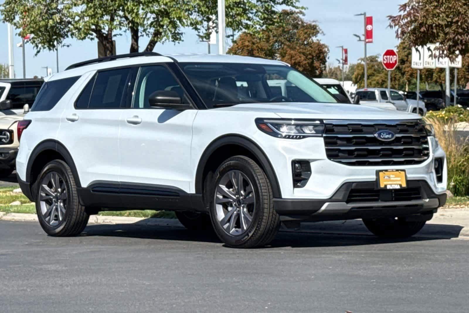 Certified 2026 Ford Explorer Active w/ Active Comfort Package AWD/4WD image 9
