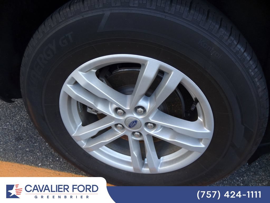 Certified 2024 Ford Explorer XLT RWD image 10