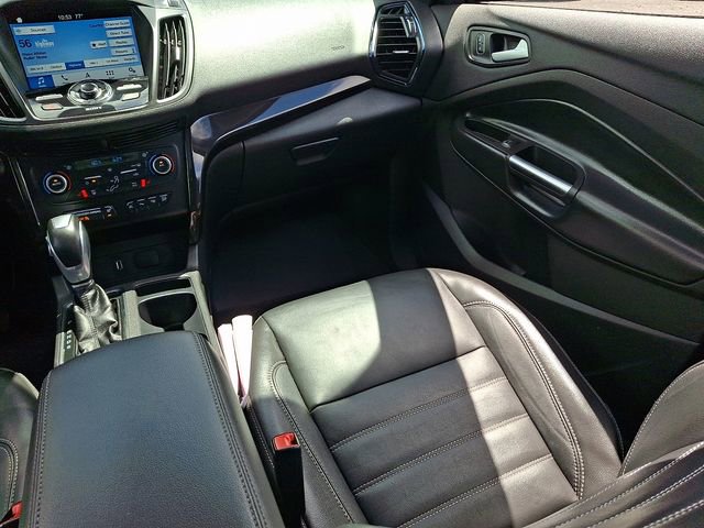 Certified 2019 Ford Escape Titanium AWD/4WD image 18