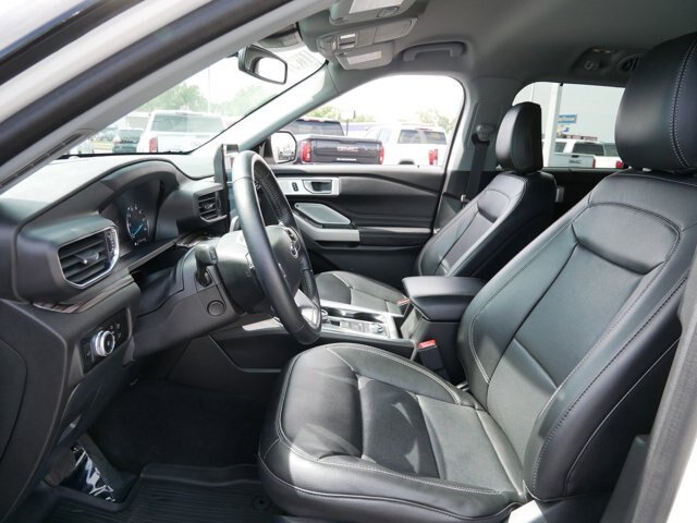 Certified 2022 Ford Explorer Limited w/ Limited Technology Package AWD/4WD image 7