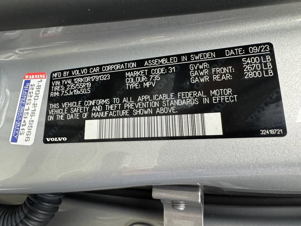 Used 2024 Volvo XC60 B5 Core w/ Protection Package Premier AWD/4WD image 29
